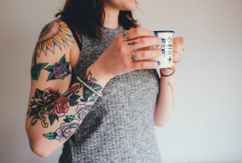 COMMENT FAIRE VIEILLIR VOS TATOUAGES EN BEAUTÉ ?